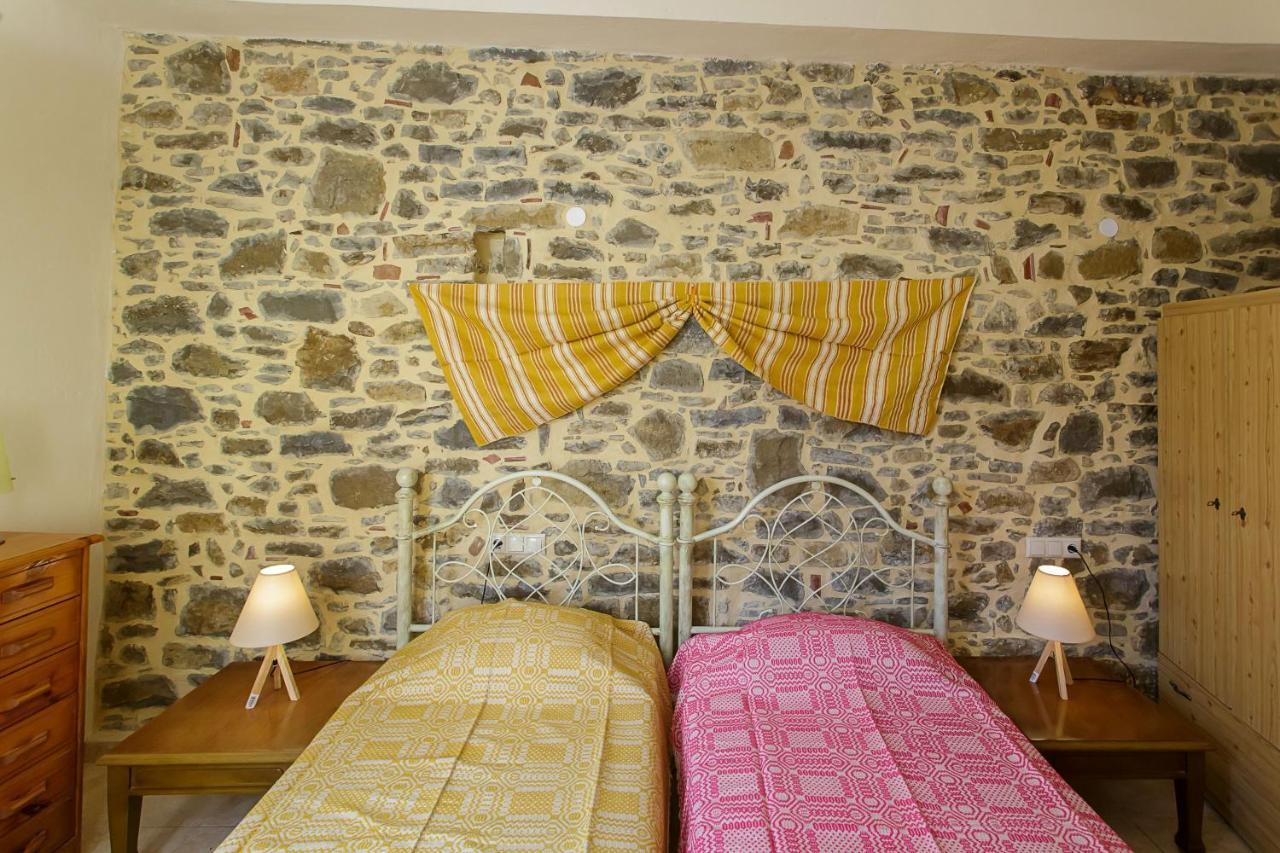 Villa Vienna Kato Viannos Esterno foto